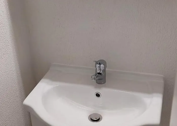 Haus Bremon - Monteur- Und Ferienunterkunft Raum Aachen In Ruhiger Lage