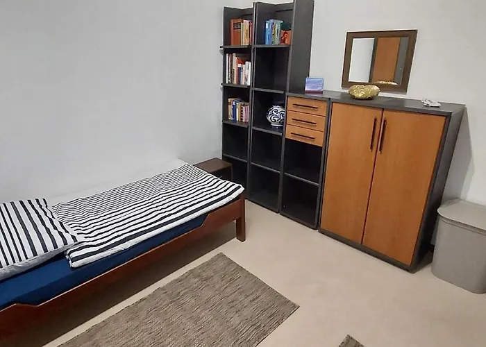 Haus Bremon - Monteur- Und Ferienunterkunft Raum Aachen In Ruhiger Lage Appartement